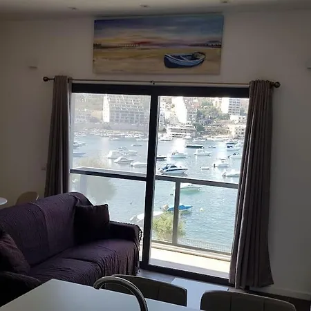 New 1 Bedroom Seafront Apt In St Paul'S Bay 2 Exterior photo